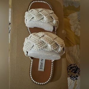 Steve Madden white bead sandals size 8